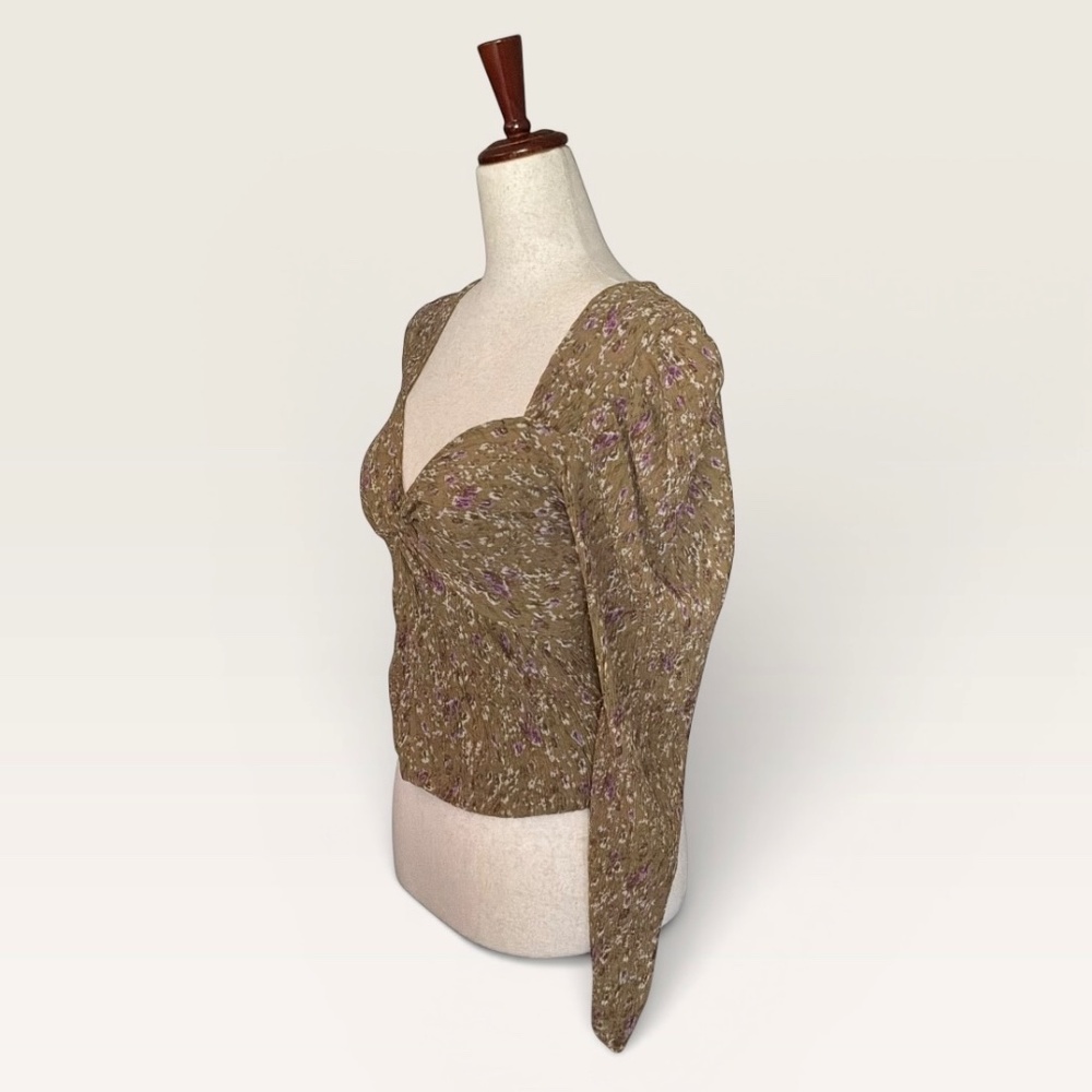 New ASTR The Label Top Olive Green Mustard Floral Puff Sleeve Top Size Small - Picture 3 of 12